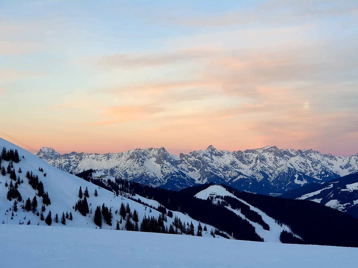 Skiing into the Unknown: A Beginner’s Journey on the&nbsp;Slopes